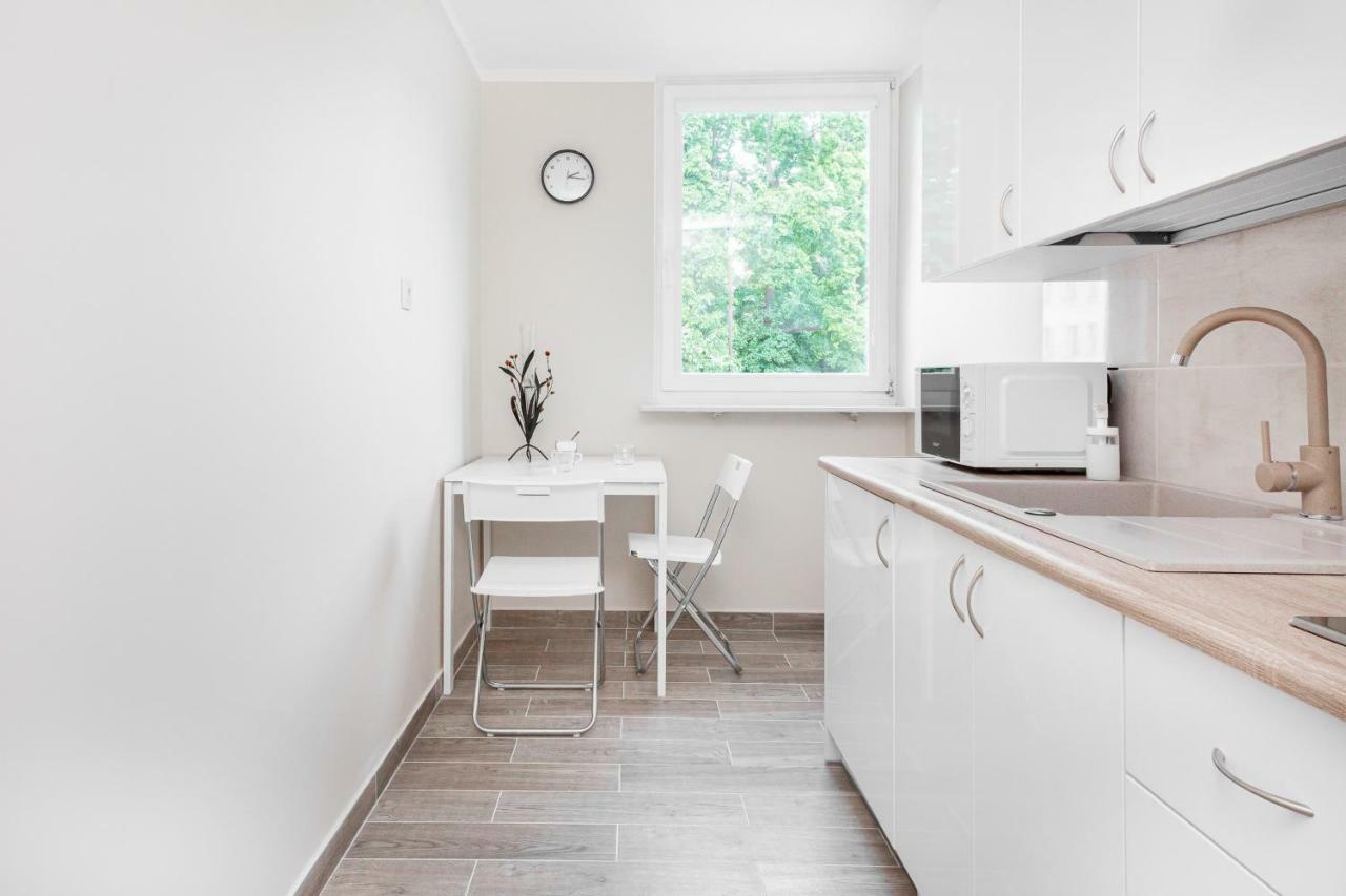 Apartment Solidarnosci By Renters *